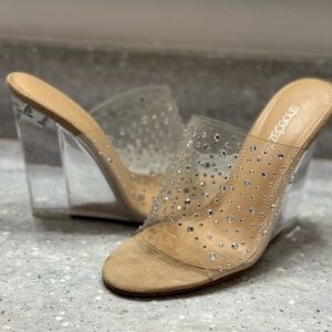 Shoe Dazzle Cream Tan Heels with Rhinestone Embellishments (lightly used)